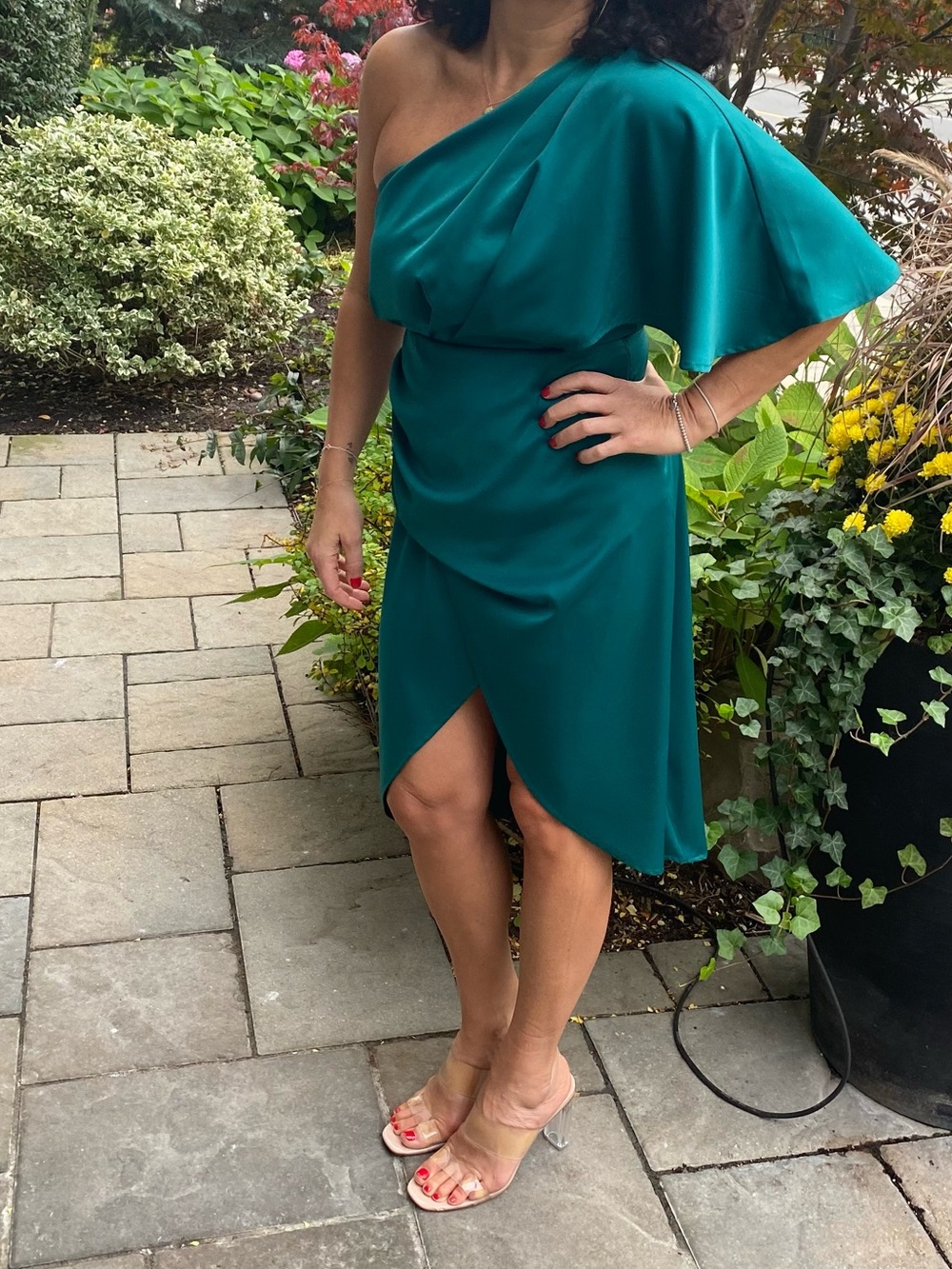 One-Shoulder Emerald Green Satin Dress